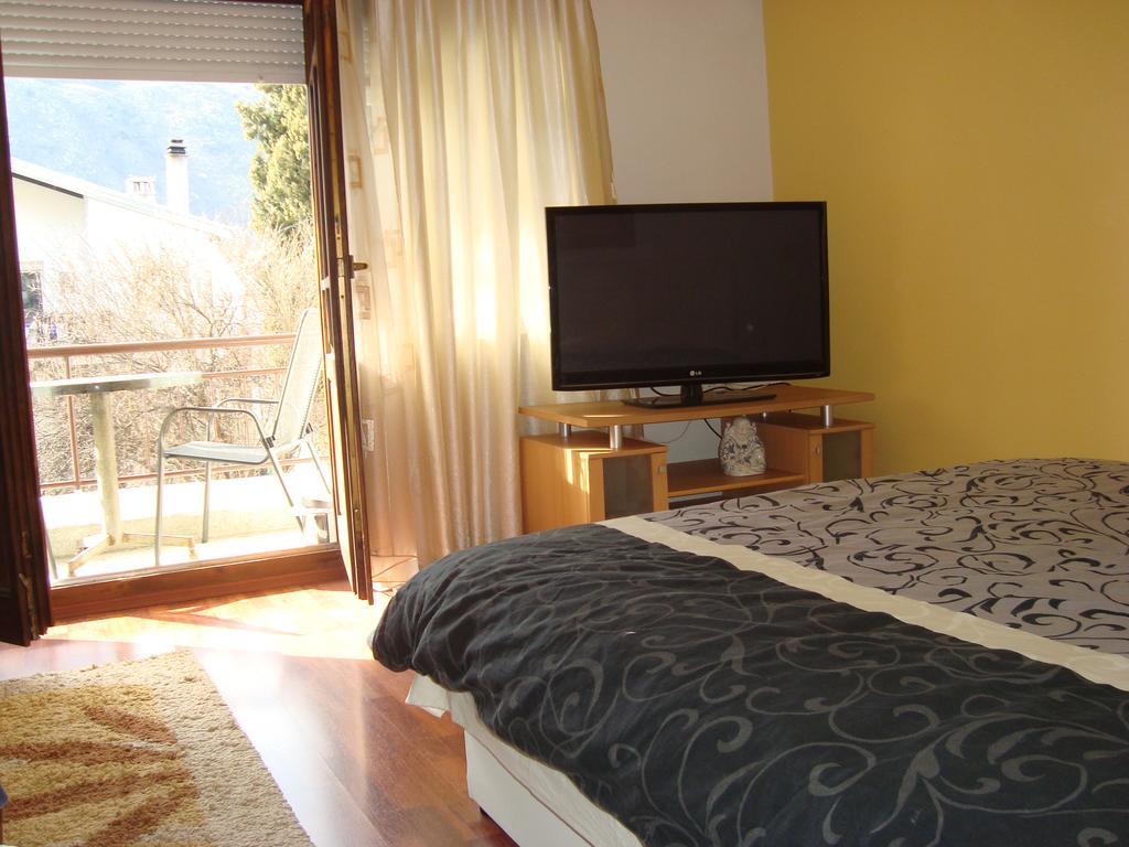 Hostel Nina Mostar Exterior photo